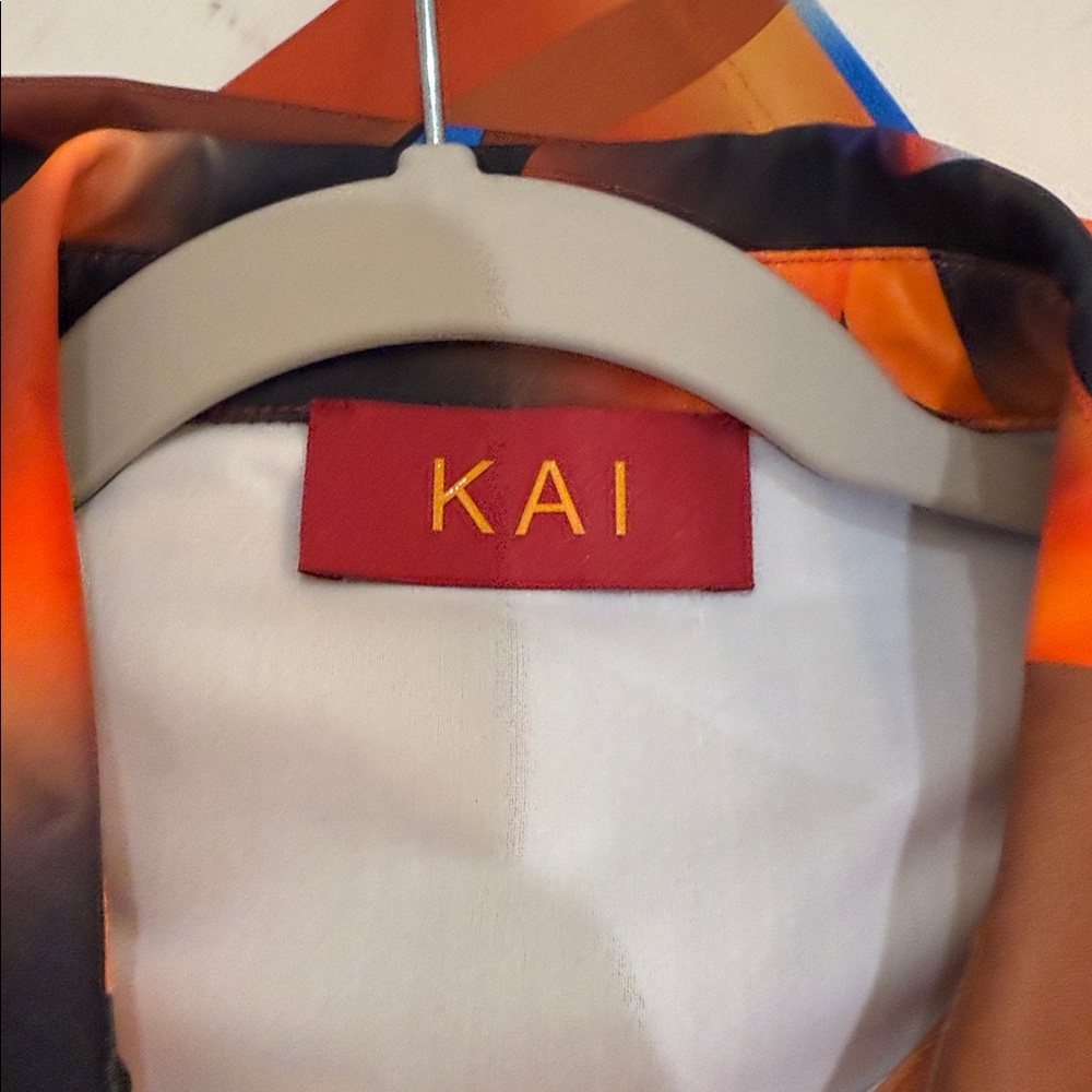 KAI Abstract Multi-Color Button-Down Shirt - Picture 7 of 9